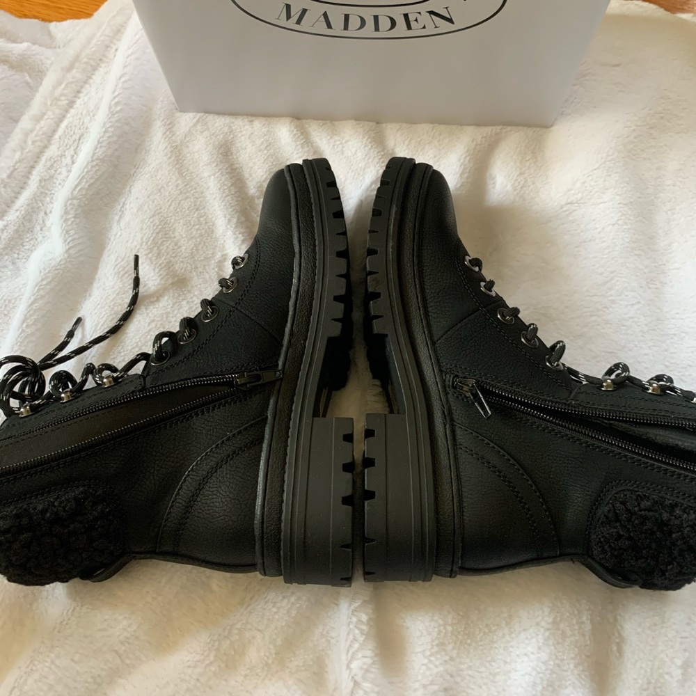 - Steve Madden Keystone boot - Picture 5 of 7